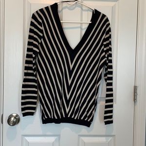 Zara light weight knit sweater